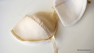 Sewing cups for styrapless bra