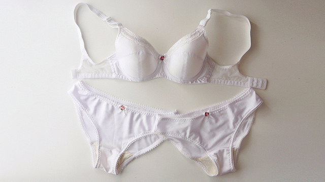 White bra set