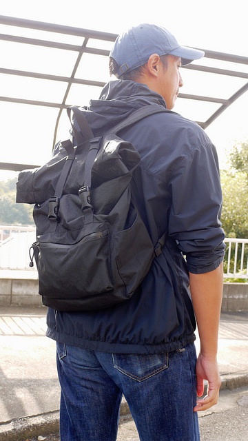 Desmond backpack