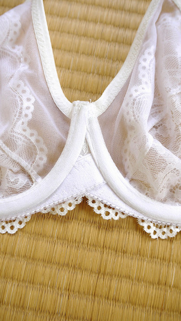 White lace set
